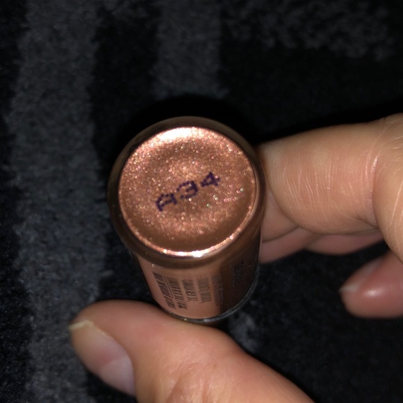 2/$16 MAC Cosmetics Pigment in Coco Beach (Mini) - Picture 4 of 10